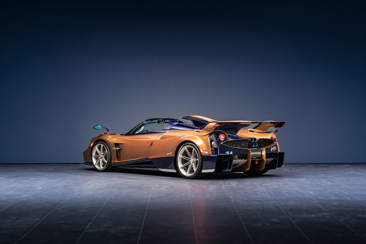 4_Pagani-Huayra-70-Derecho-1
